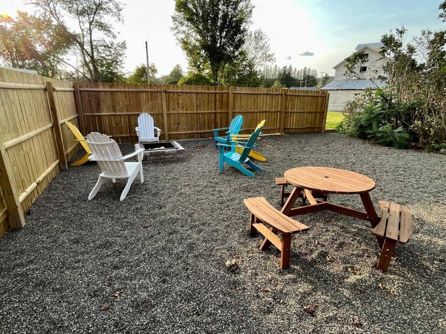 2 Bed Berkshire Getaway @ Stephentown Hotel Esterno foto