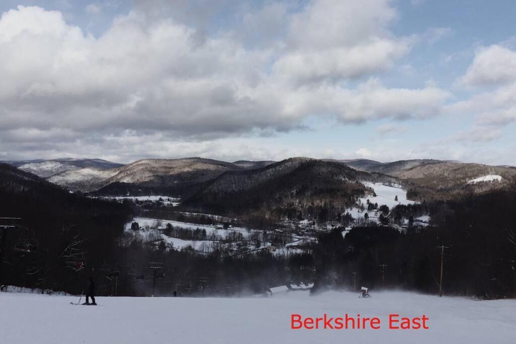 2 Bed Berkshire Getaway @ Stephentown Hotel Esterno foto
